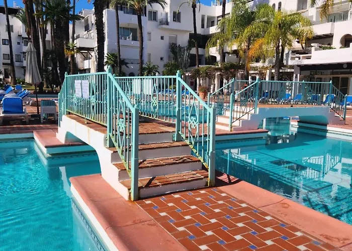 Laalcazaba Garden Apartamento